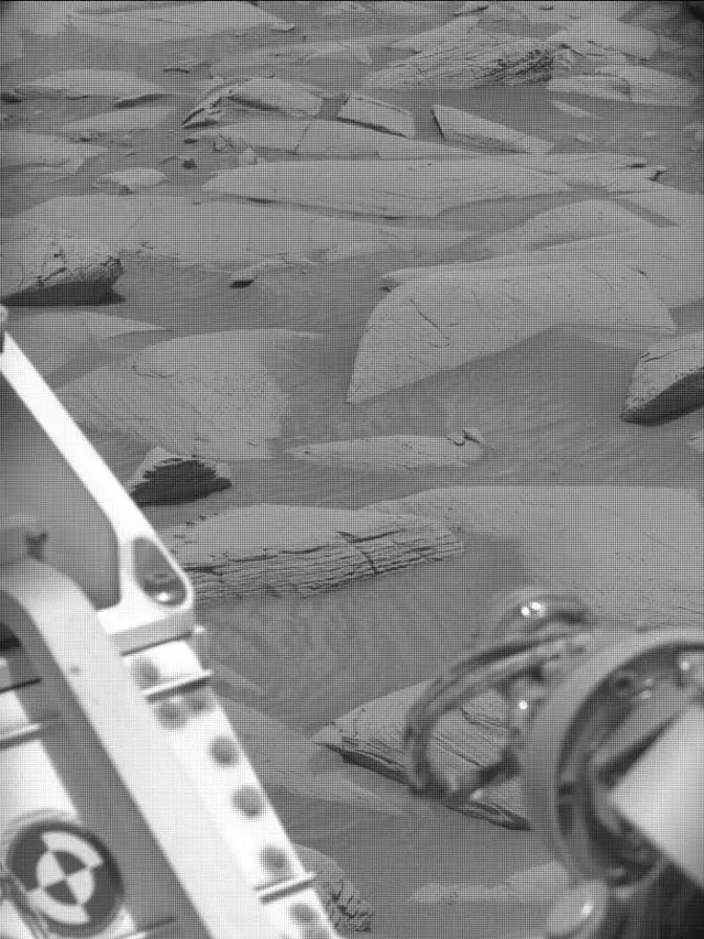 Sol 4148: Mast Camera (Mastcam)