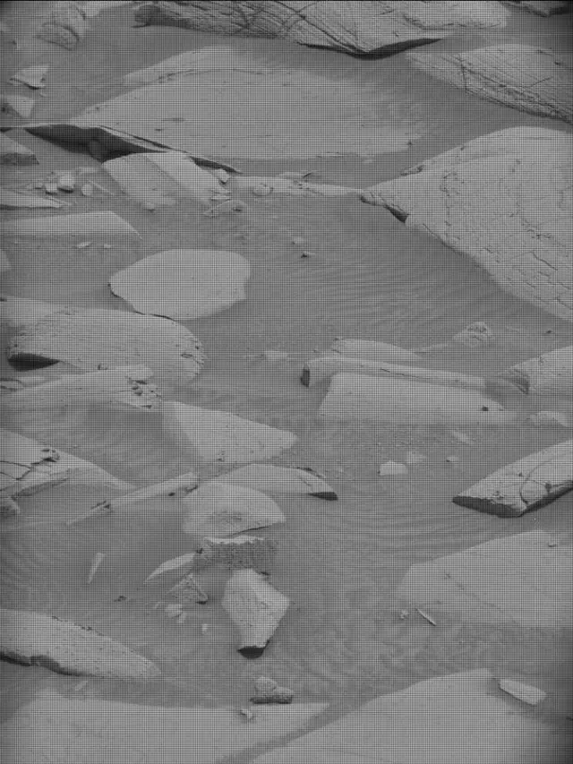 Sol 4148: Mast Camera (Mastcam)