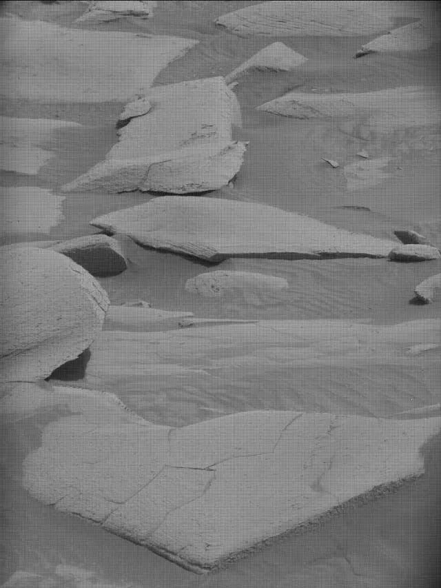 Sol 4148: Mast Camera (Mastcam)