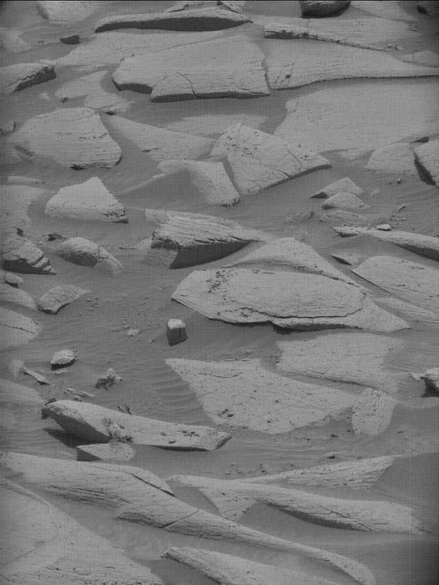 Sol 4148: Mast Camera (Mastcam)