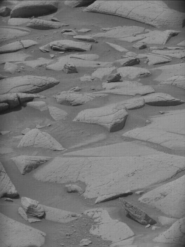 Sol 4148: Mast Camera (Mastcam)