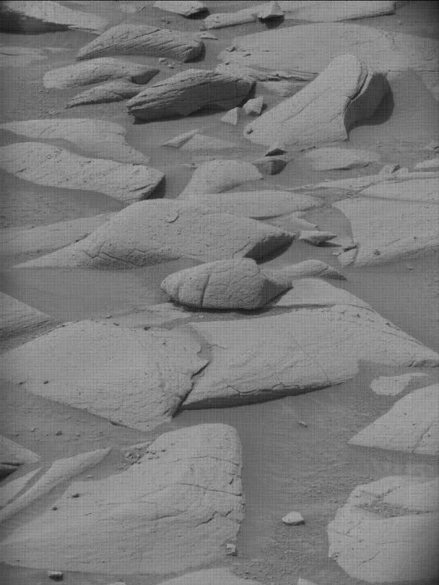 Sol 4148: Mast Camera (Mastcam)