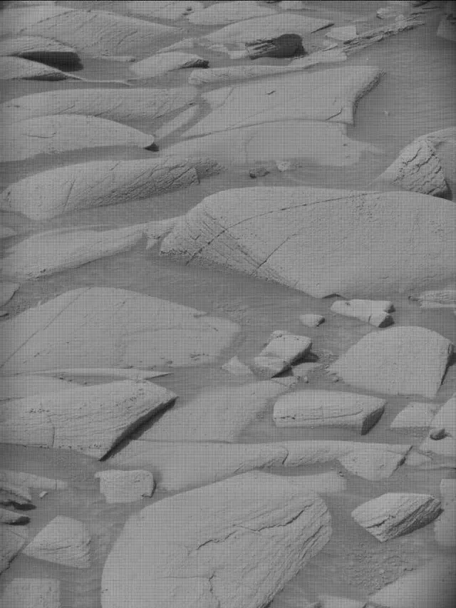 Sol 4148: Mast Camera (Mastcam)
