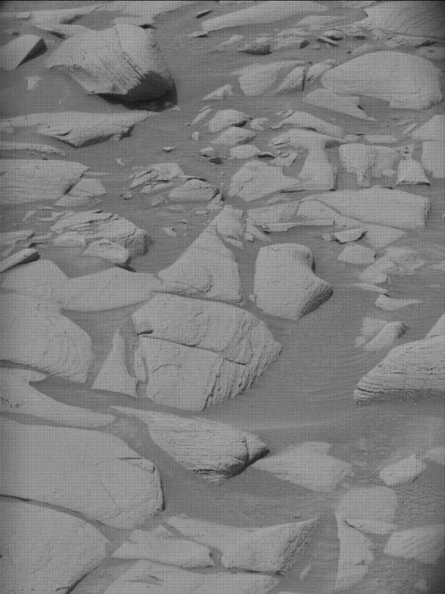 Sol 4148: Mast Camera (Mastcam)