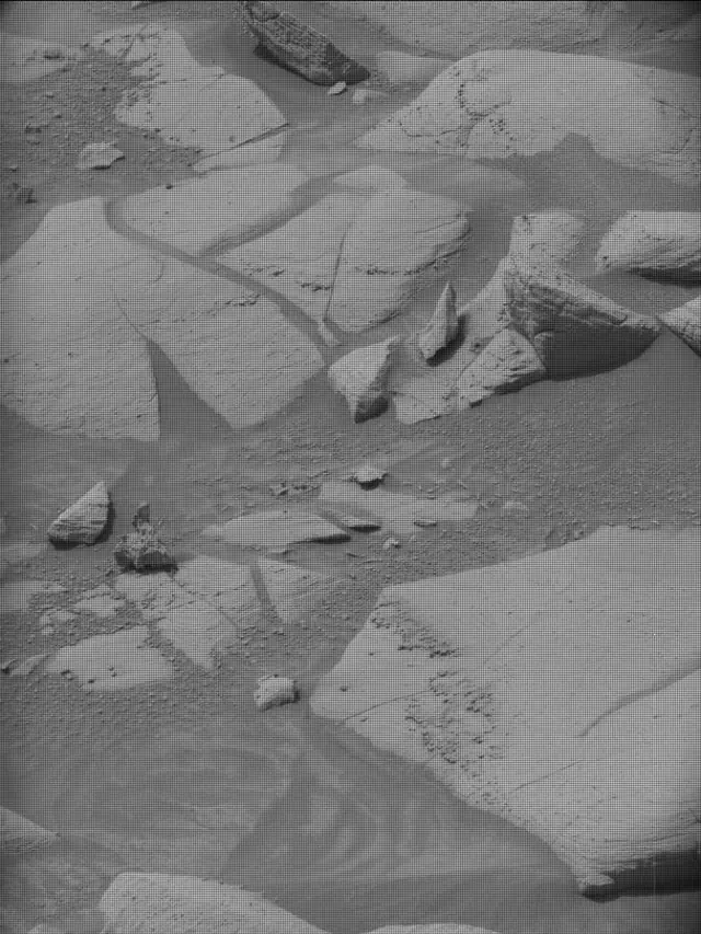 Sol 4148: Mast Camera (Mastcam)