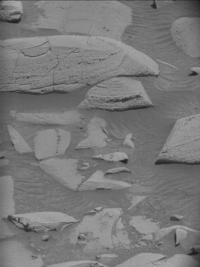 Sol 4148: Mast Camera (Mastcam)