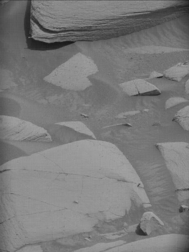 Sol 4148: Mast Camera (Mastcam)
