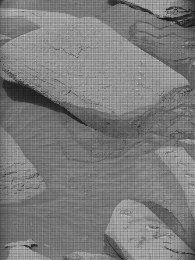 Sol 4148: Mast Camera (Mastcam)