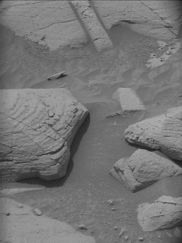 Sol 4148: Mast Camera (Mastcam)