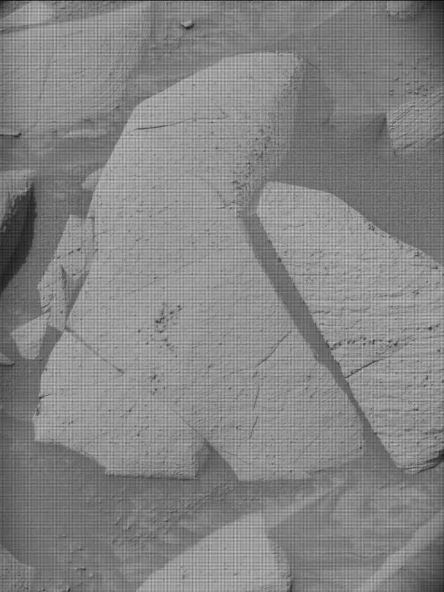 Sol 4148: Mast Camera (Mastcam)