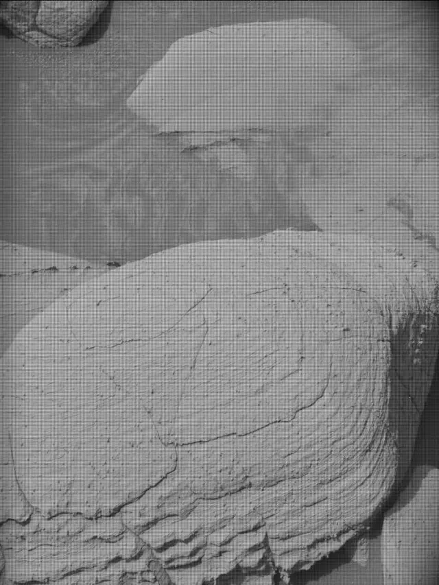 Sol 4148: Mast Camera (Mastcam)