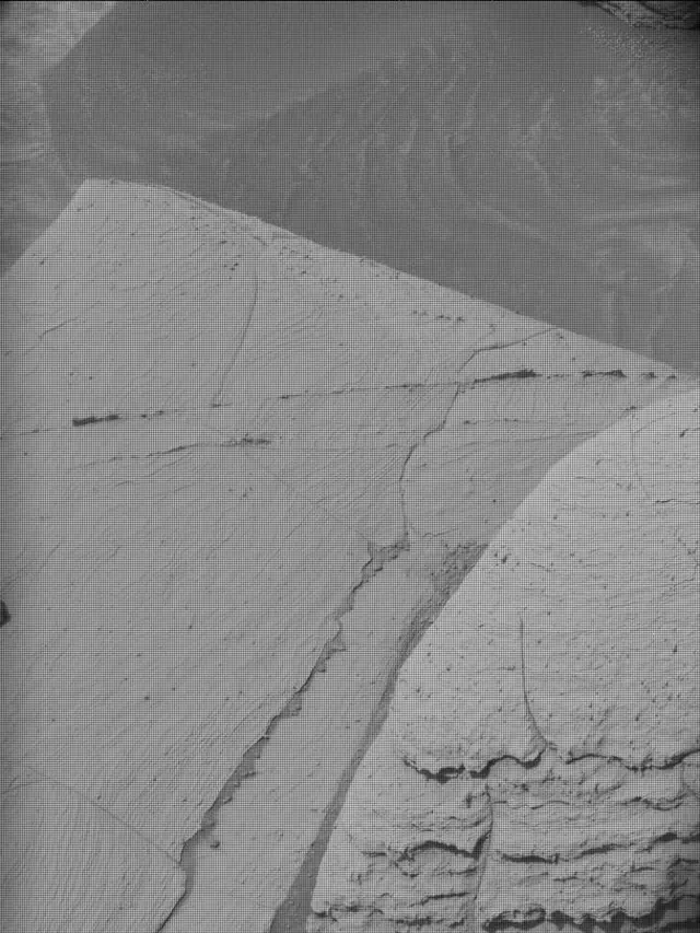 Sol 4148: Mast Camera (Mastcam)