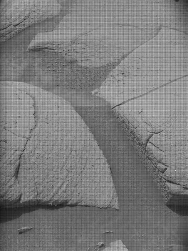 Sol 4148: Mast Camera (Mastcam)