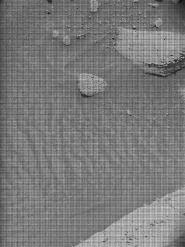 Sol 4148: Mast Camera (Mastcam)