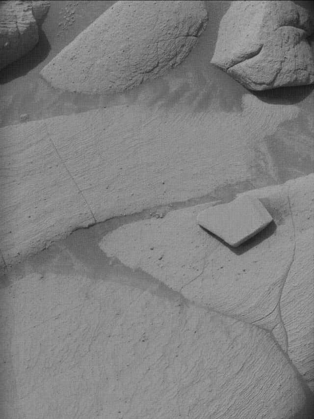 Sol 4148: Mast Camera (Mastcam)