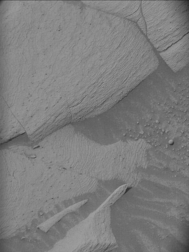 Sol 4148: Mast Camera (Mastcam)