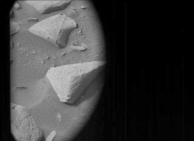 Sol 4148: Mast Camera (Mastcam)