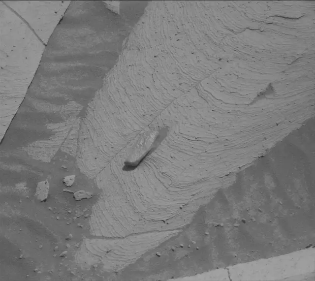 Sol 4148: Mast Camera (Mastcam)