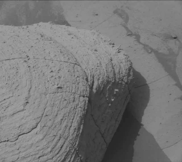 Sol 4148: Mast Camera (Mastcam)