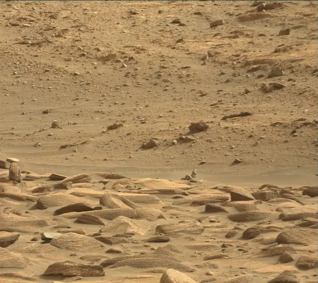 Sol 4148: Mast Camera (Mastcam)