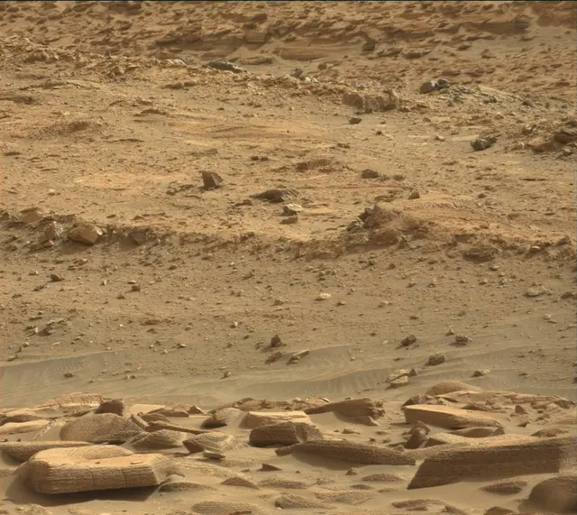 Sol 4148: Mast Camera (Mastcam)