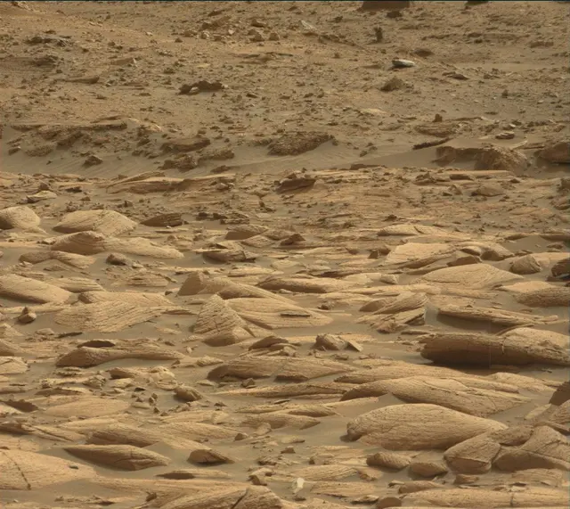 Sol 4148: Mast Camera (Mastcam)