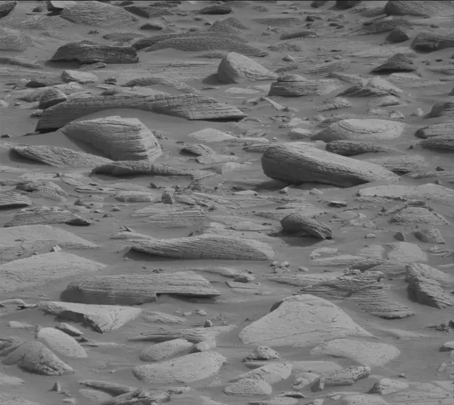 Sol 4148: Mast Camera (Mastcam)