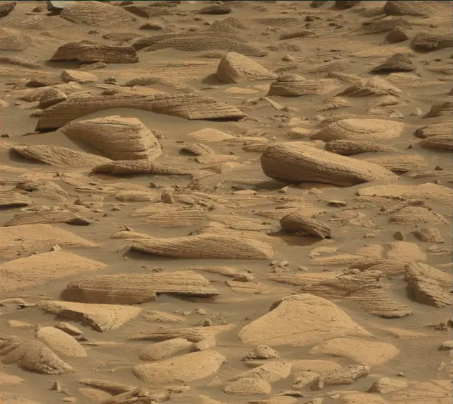 Sol 4148: Mast Camera (Mastcam)