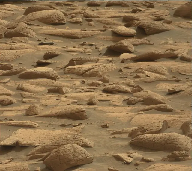 Sol 4148: Mast Camera (Mastcam)