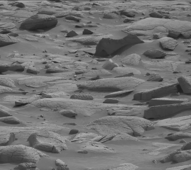 Sol 4148: Mast Camera (Mastcam)