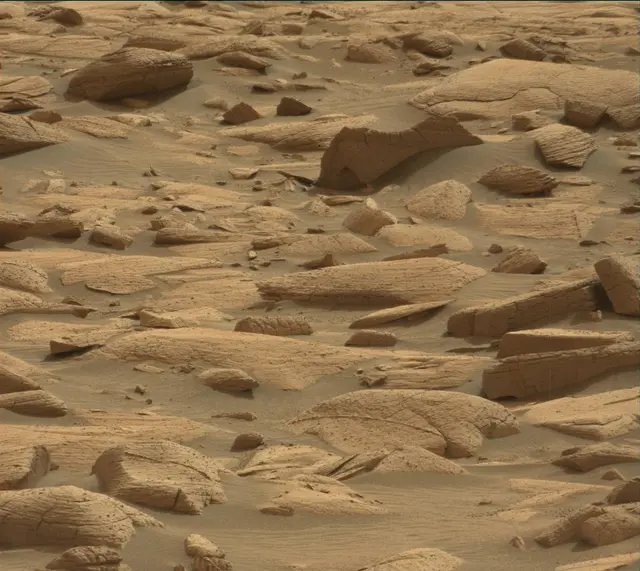 Sol 4148: Mast Camera (Mastcam)