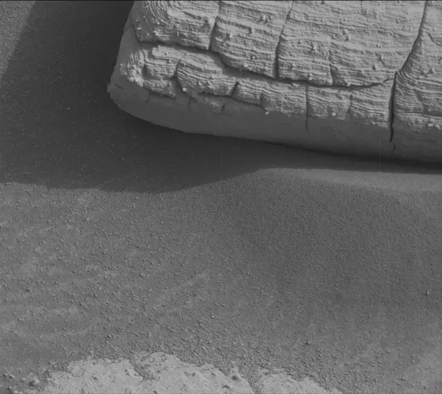 Sol 4148: Mast Camera (Mastcam)
