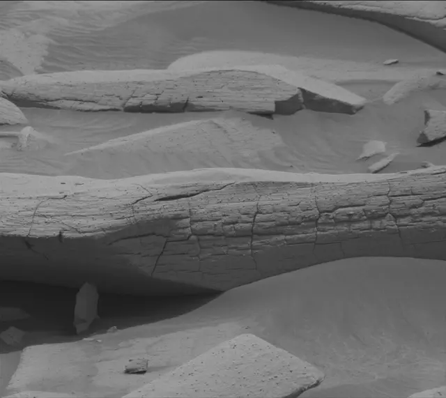 Sol 4150: Mast Camera (Mastcam)