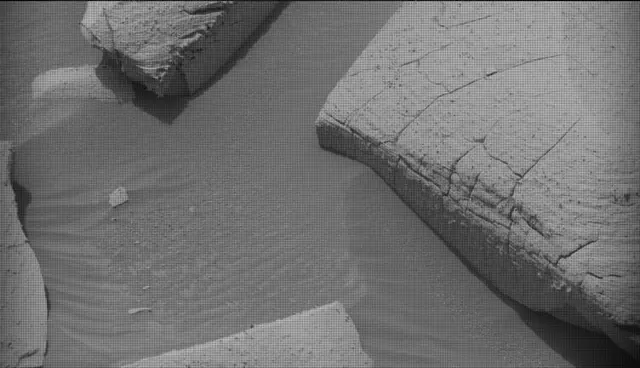 Sol 4151: Mast Camera (Mastcam)