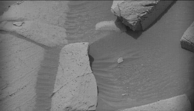 Sol 4151: Mast Camera (Mastcam)