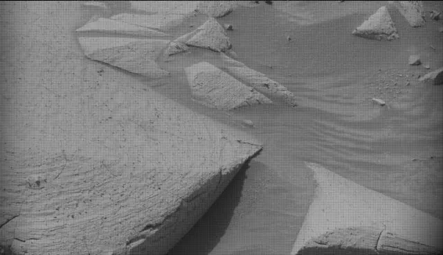 Sol 4151: Mast Camera (Mastcam)