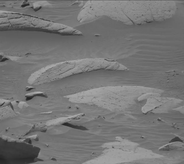 Sol 4151: Mast Camera (Mastcam)