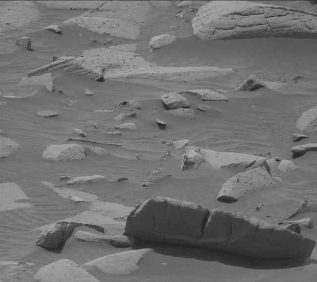 Sol 4151: Mast Camera (Mastcam)