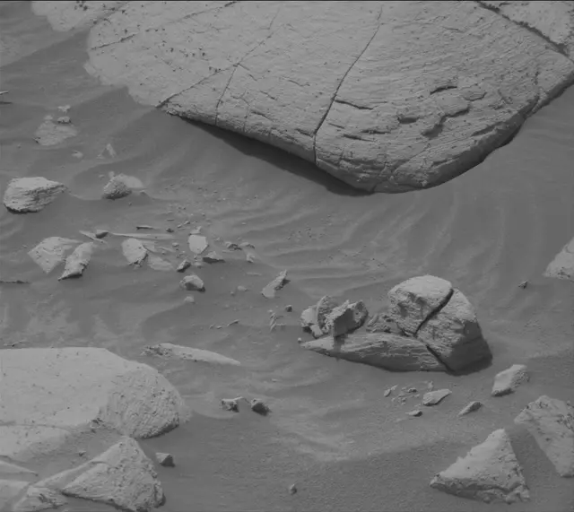 Sol 4151: Mast Camera (Mastcam)