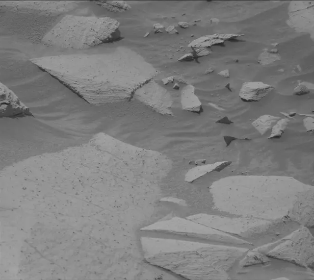 Sol 4151: Mast Camera (Mastcam)