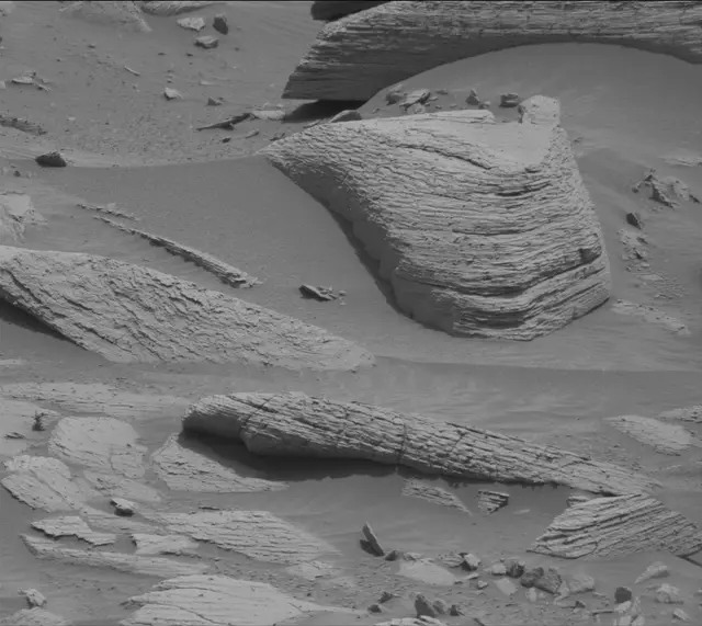 Sol 4151: Mast Camera (Mastcam)