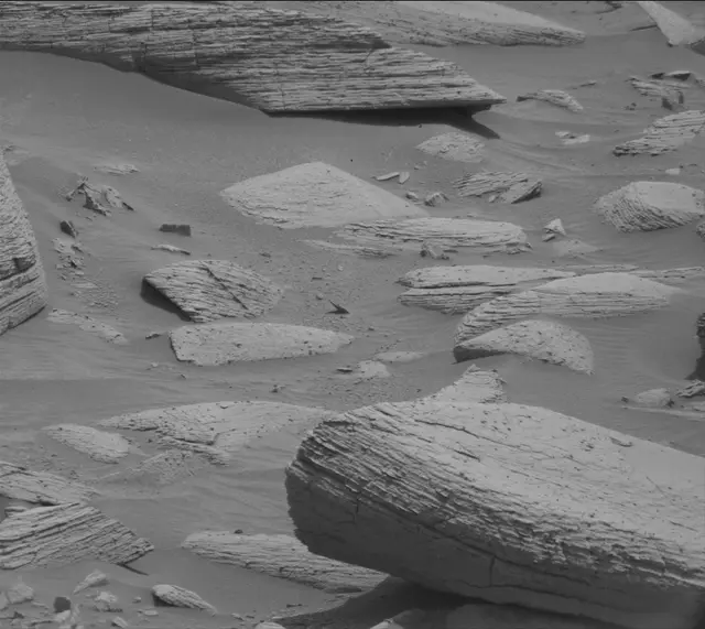 Sol 4151: Mast Camera (Mastcam)