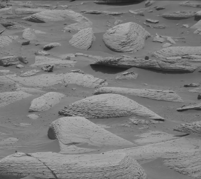Sol 4151: Mast Camera (Mastcam)