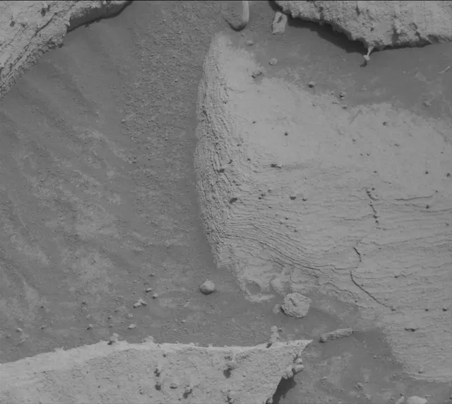 Sol 4151: Mast Camera (Mastcam)