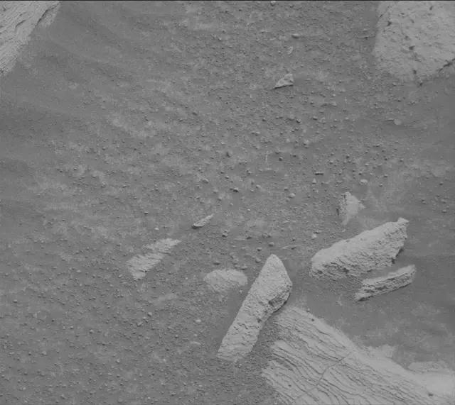 Sol 4151: Mast Camera (Mastcam)