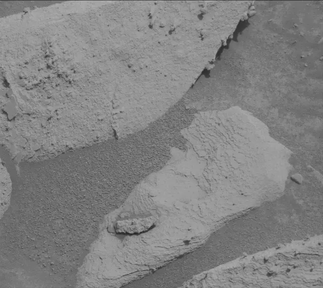 Sol 4151: Mast Camera (Mastcam)