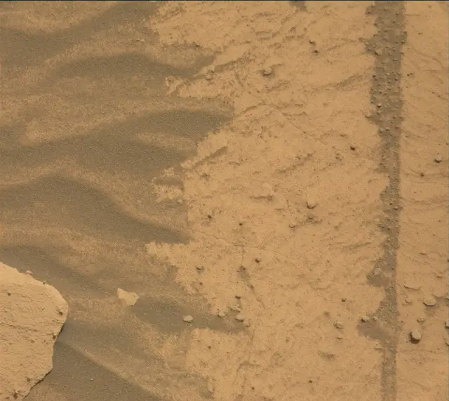 Sol 4151: Mast Camera (Mastcam)