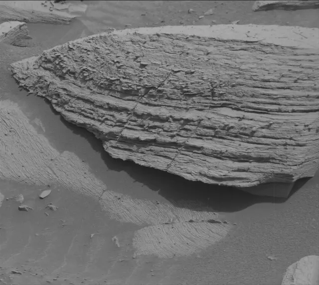Sol 4152: Mast Camera (Mastcam)
