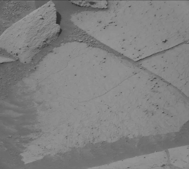 Sol 4152: Mast Camera (Mastcam)