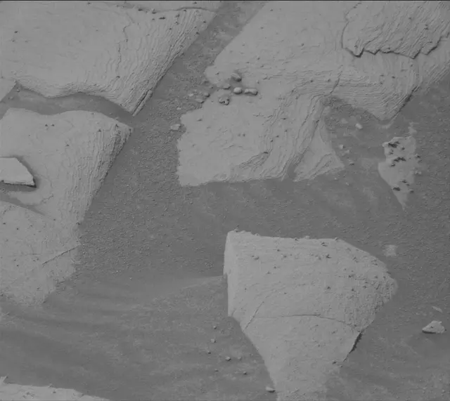 Sol 4152: Mast Camera (Mastcam)